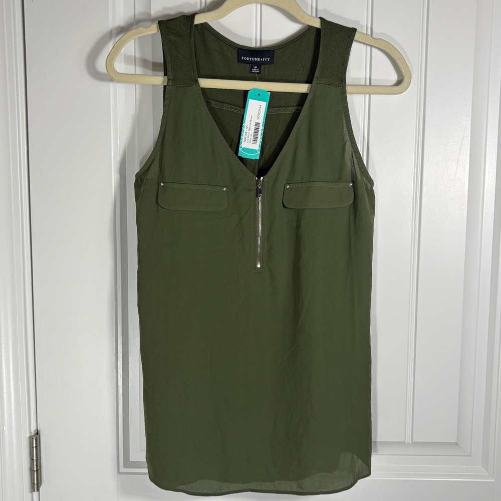 Fortune + Ivy Lola Mixed Material Blouse Olive Green Zip Front Sleeveless Top M